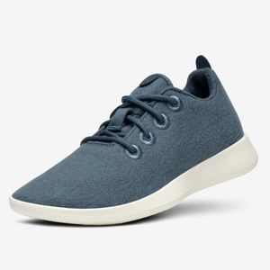 Brand new in box - Allbirds Smallbirds Wool Runner sneakers teal & white size Y1